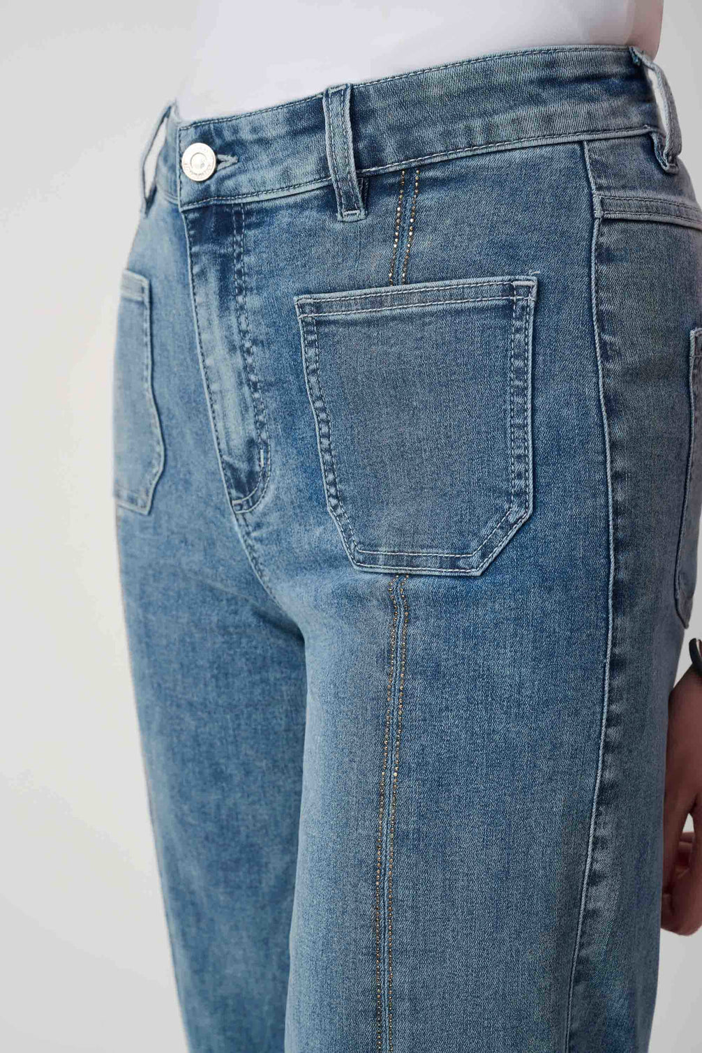 Culotte Jeans With Embellished Front Seam 688