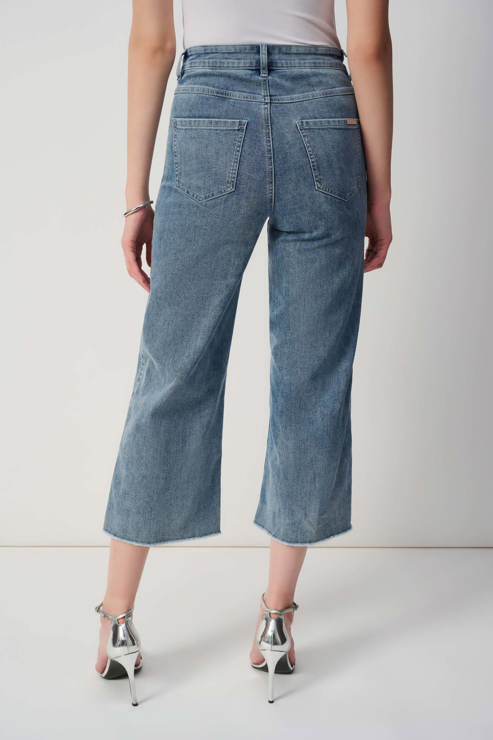 Culotte Jeans With Embellished Front Seam 688