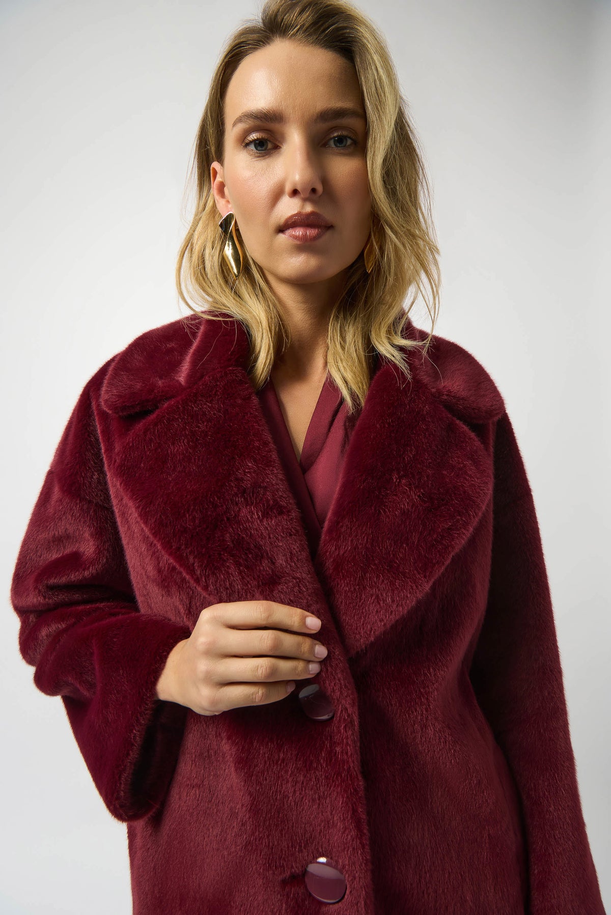 Classic Collar Faux Fur Coat 607
