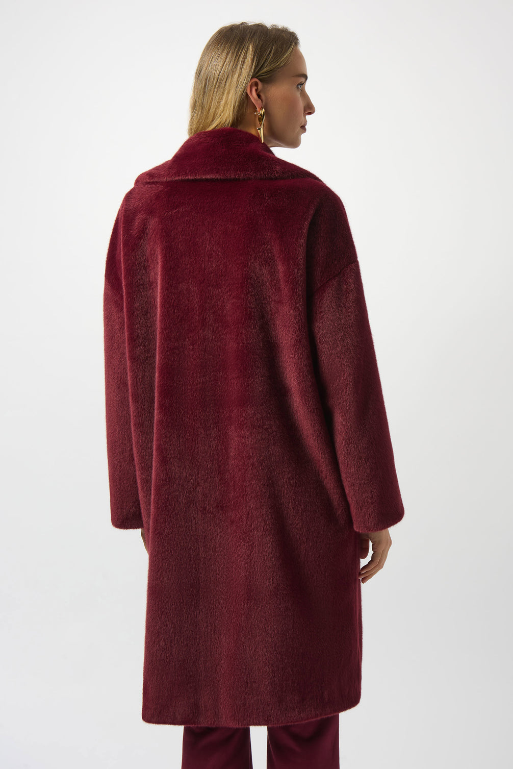 Classic Collar Faux Fur Coat 607