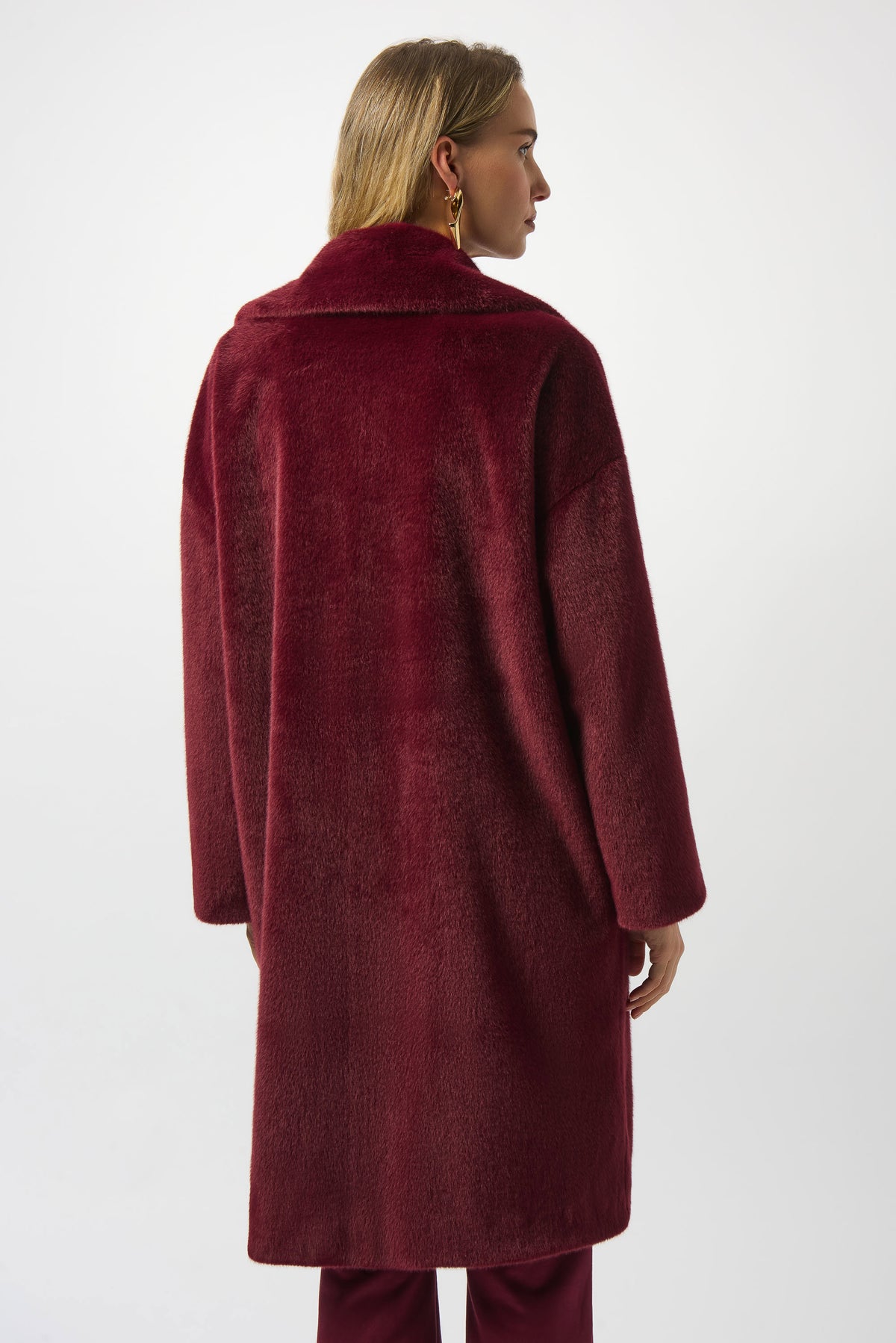 Classic Collar Faux Fur Coat 607