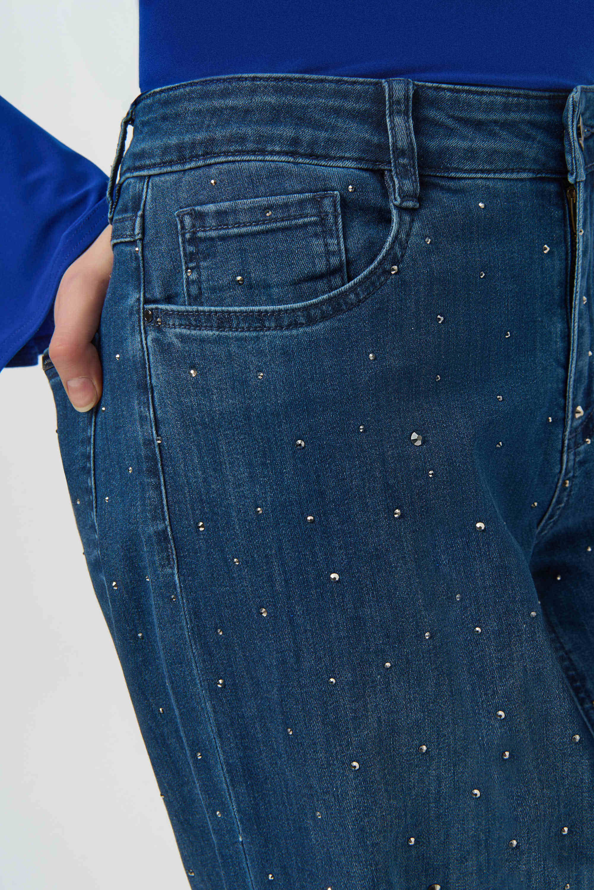 Classic Wide Leg Jeans with Rhinestones