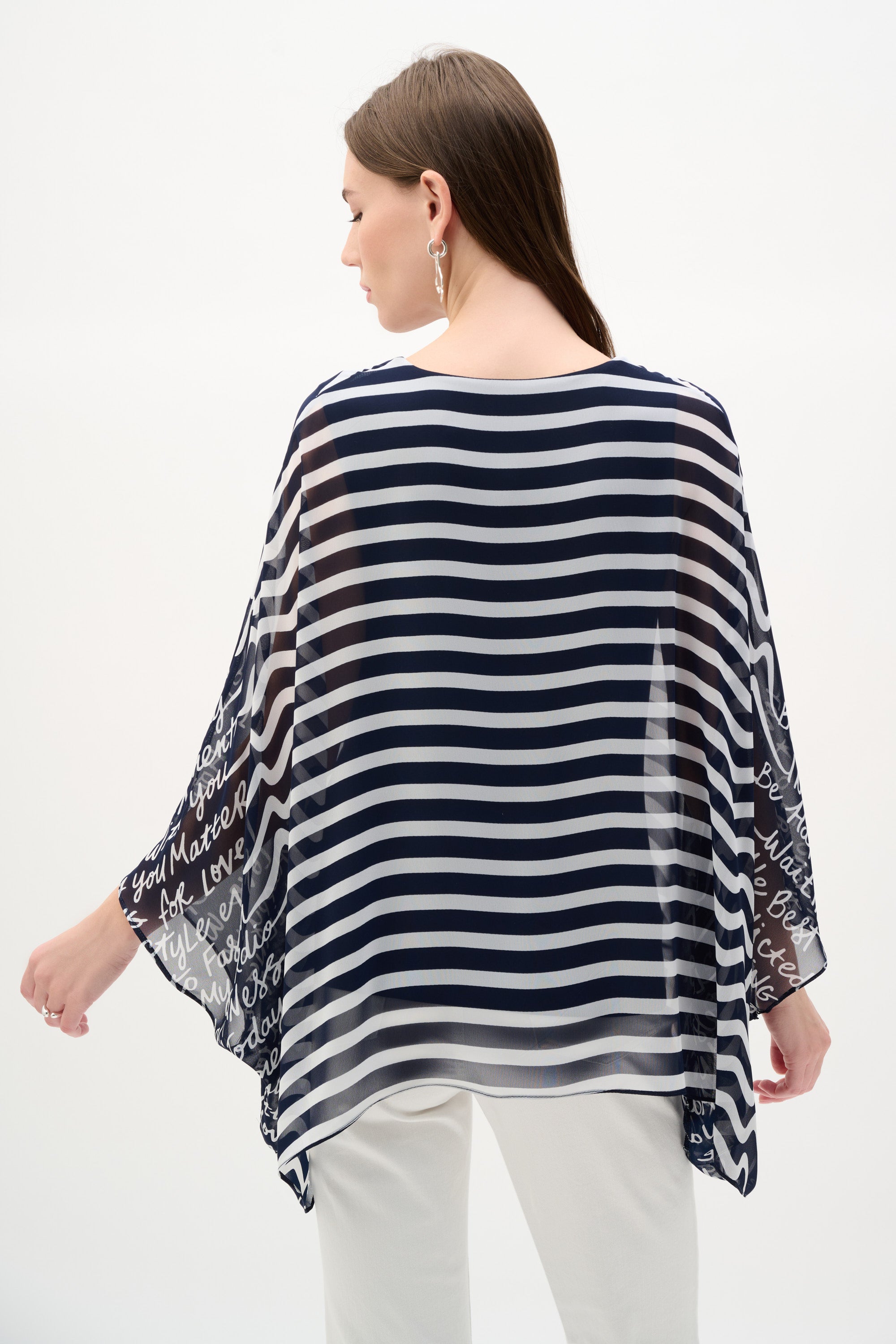 Chiffon And Silky Knit Printed Poncho Top 781