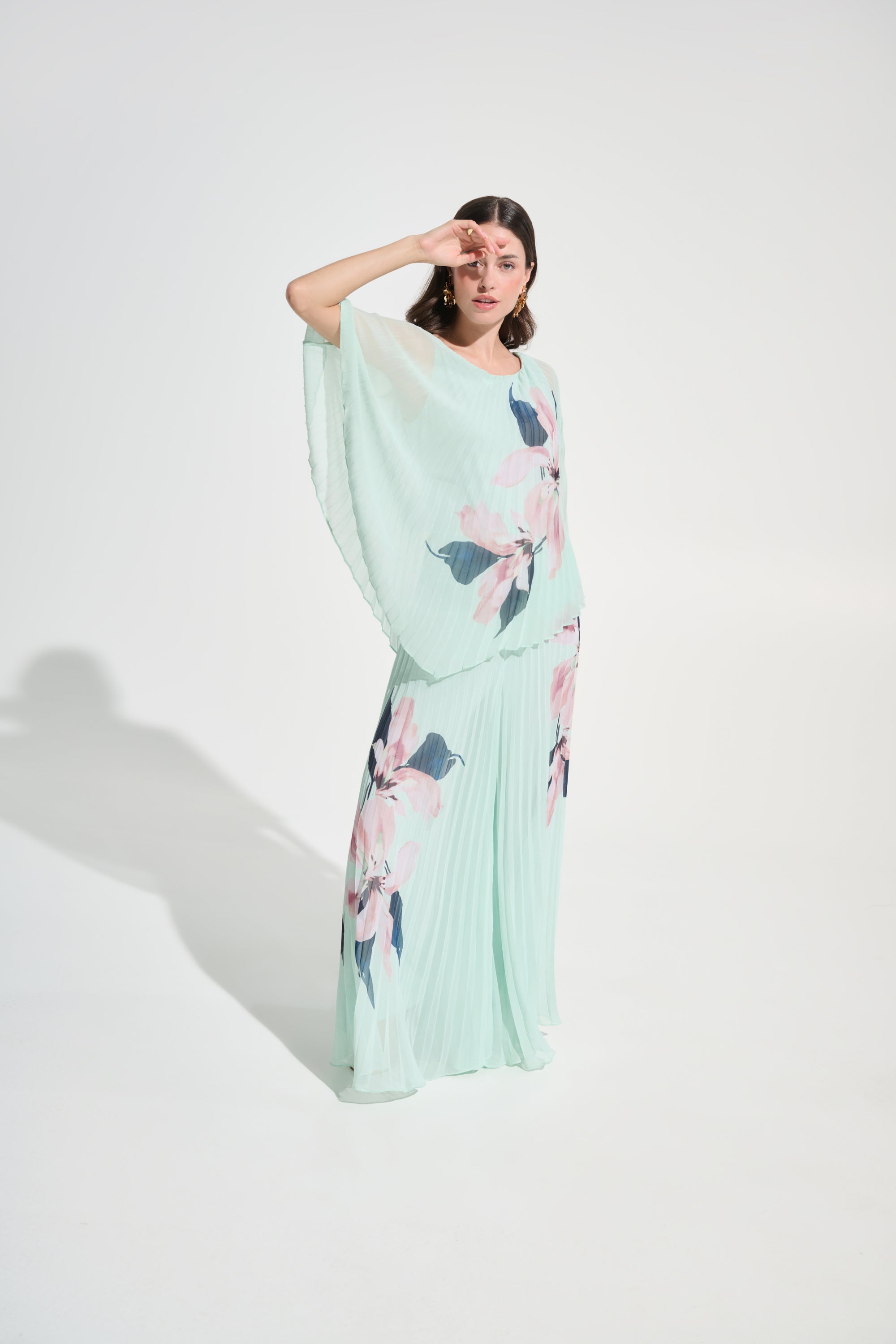 Chiffon Floral Print Pleated Poncho Top 786