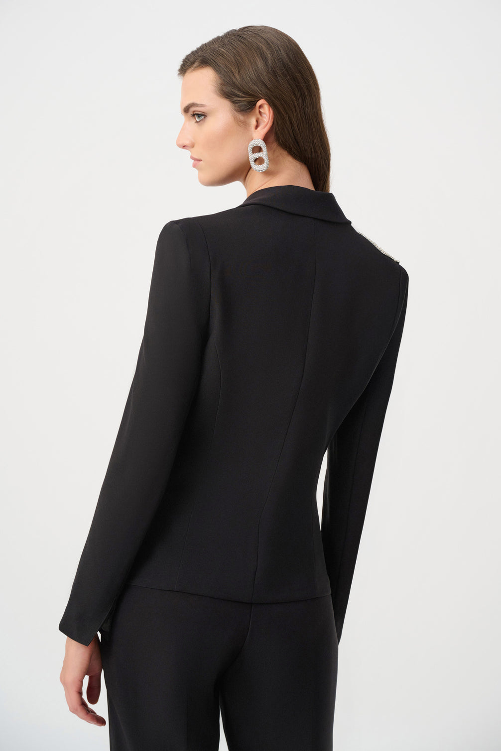 Lux Twill Fitted Blazer With Rhinestone Appliqué 825