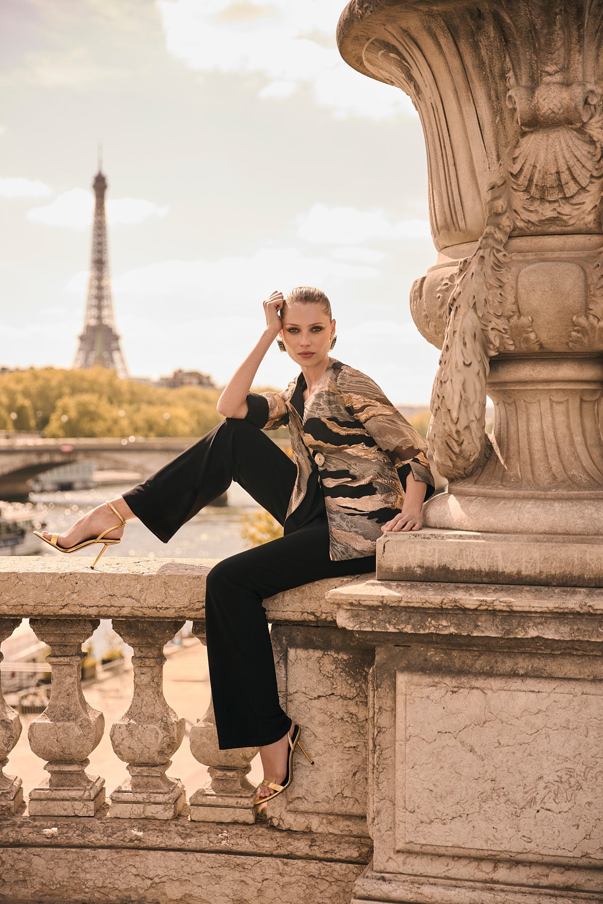 Elegant Formal Metallic Print Jacket 851