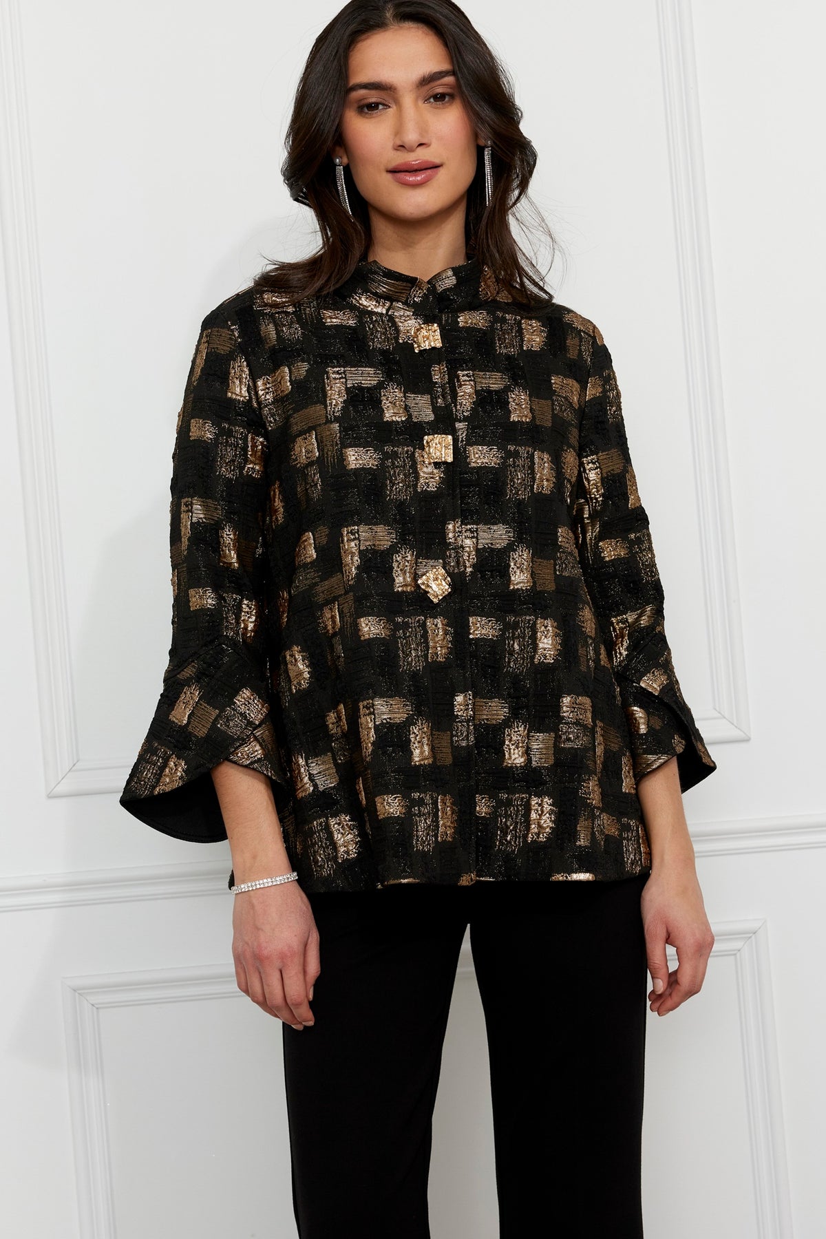 Abstract Black & Gold Jacket 697