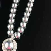 Faux Pearl Choker with Diamante Framed statement Pearl Pendant  13