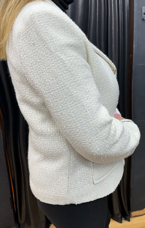 Classic Tweed Jacket with Collar and Pocket Detailing