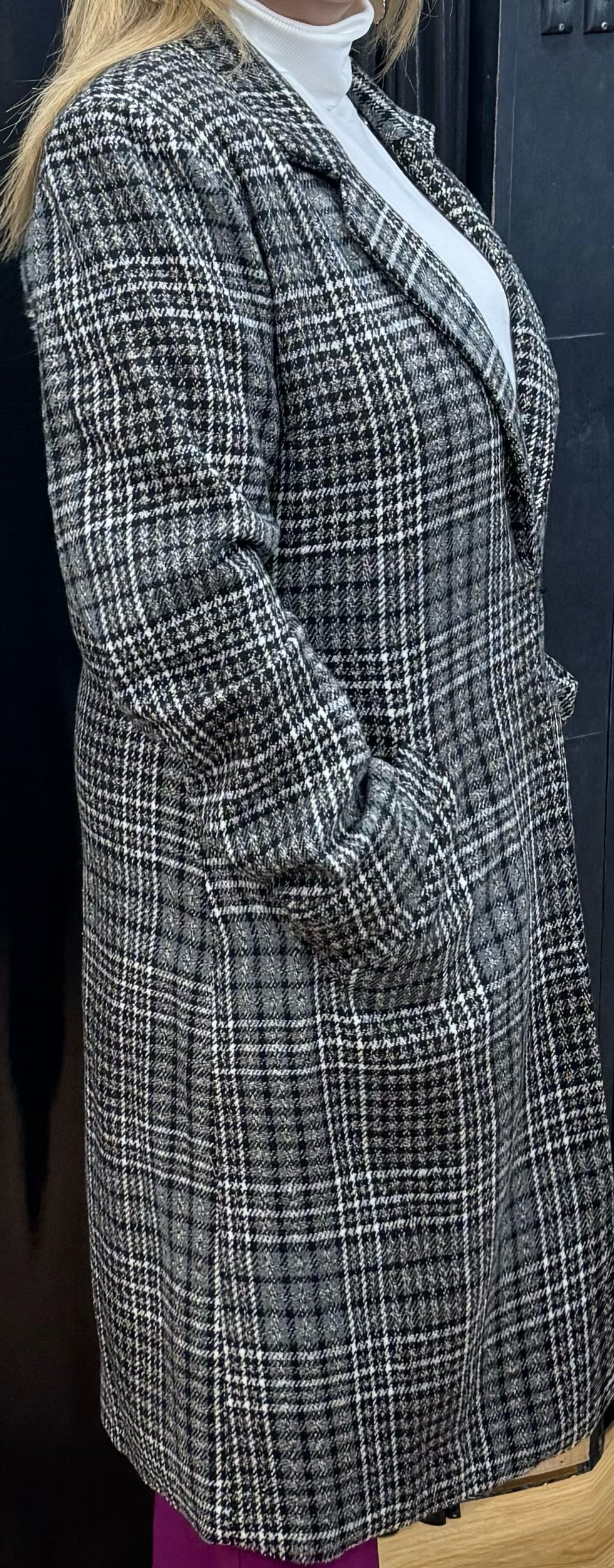 Knee Length Plaid Coat with Deep V-Neck and Pockets