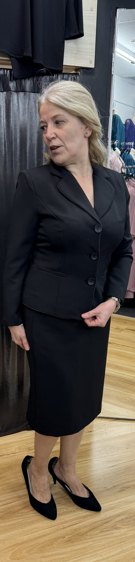 Chic Pencil Skirt with Matching Styled Jacket