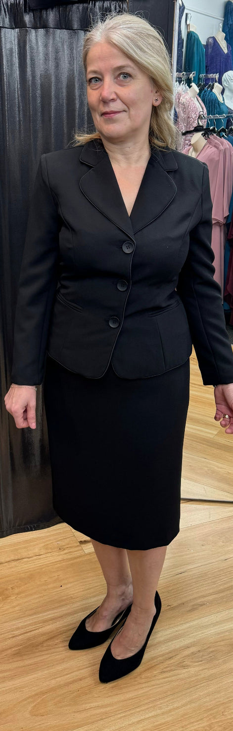 Chic Pencil Skirt with Matching Styled Jacket