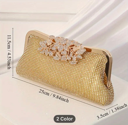 Silver Crystal Clutch Purse with Feature Clasp and Detachable Chain 772