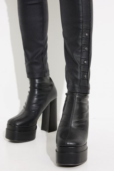 Stud Detailed Skinny Leg Pants