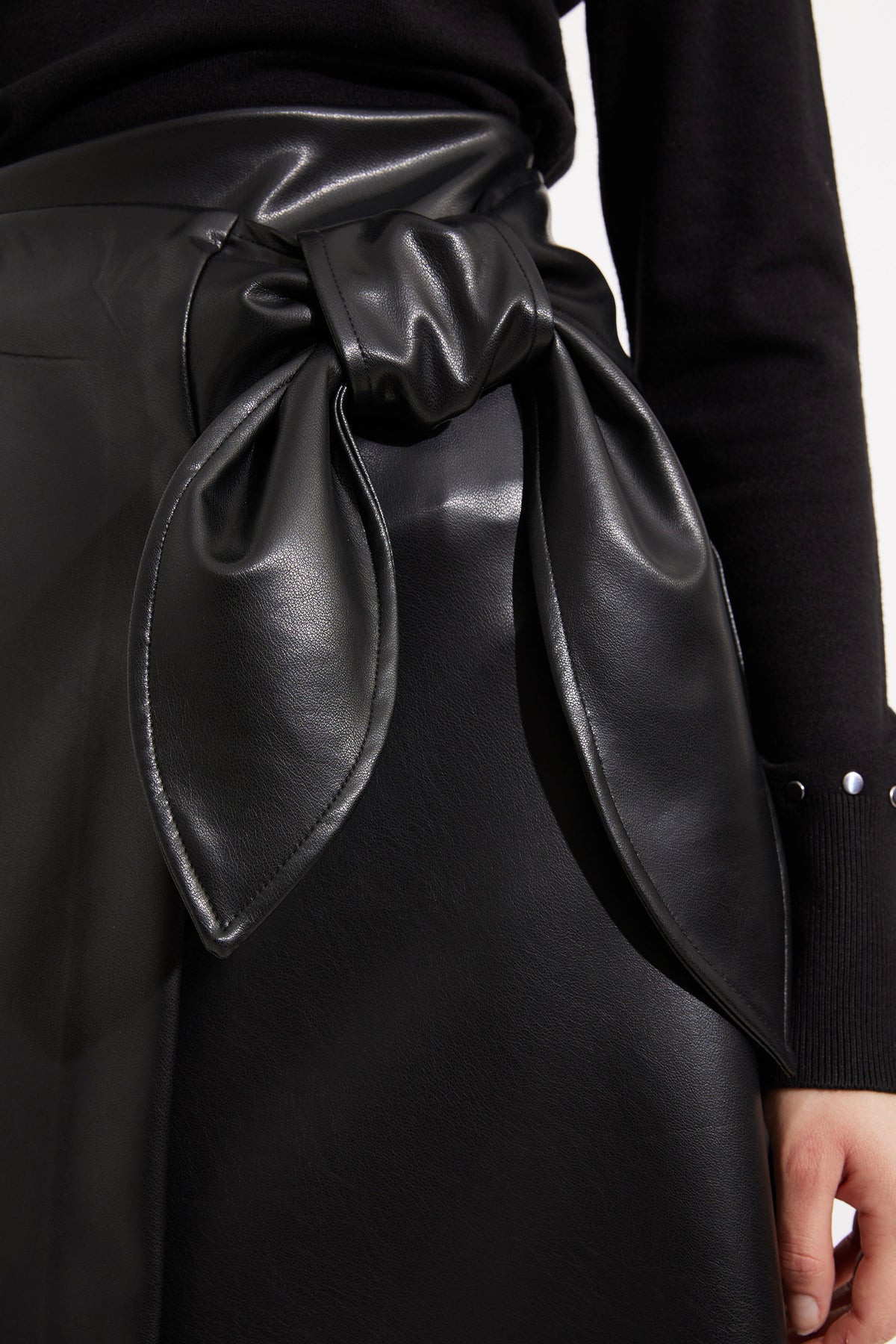 Knee Length Faux Leather Skirt 916